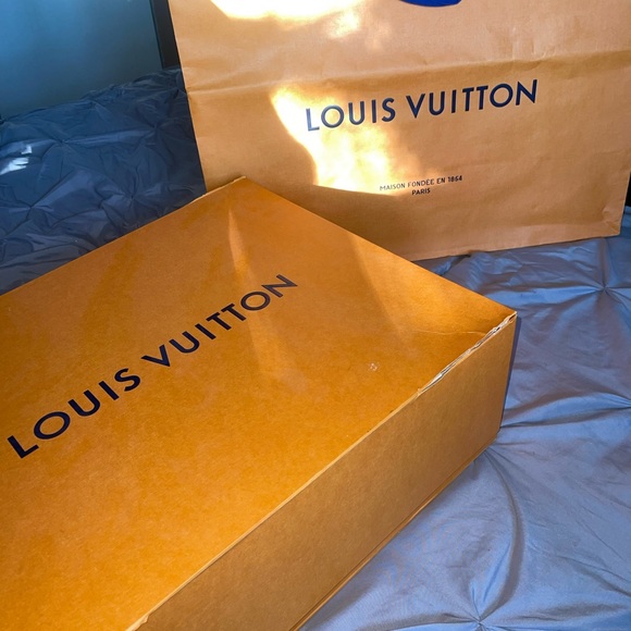 Louis Vuitton Keepall Bandoulière 55 - Picture 14 of 14